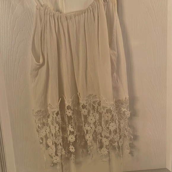 White crop tank - Picture 1 of 5